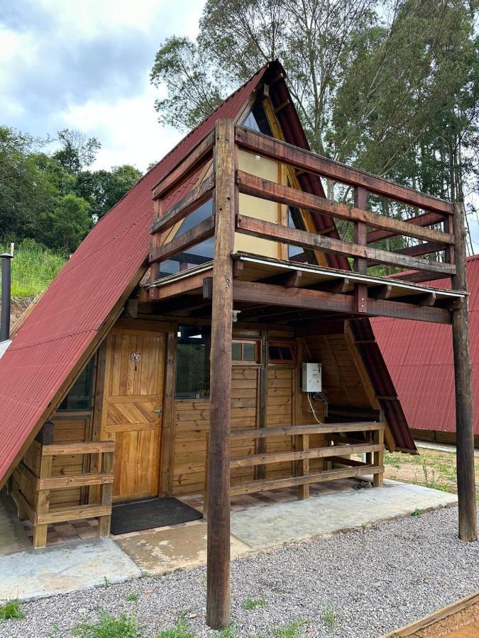 Pousada Pedra Da Mata Chales Na Montanha Munhoz 外观 照片