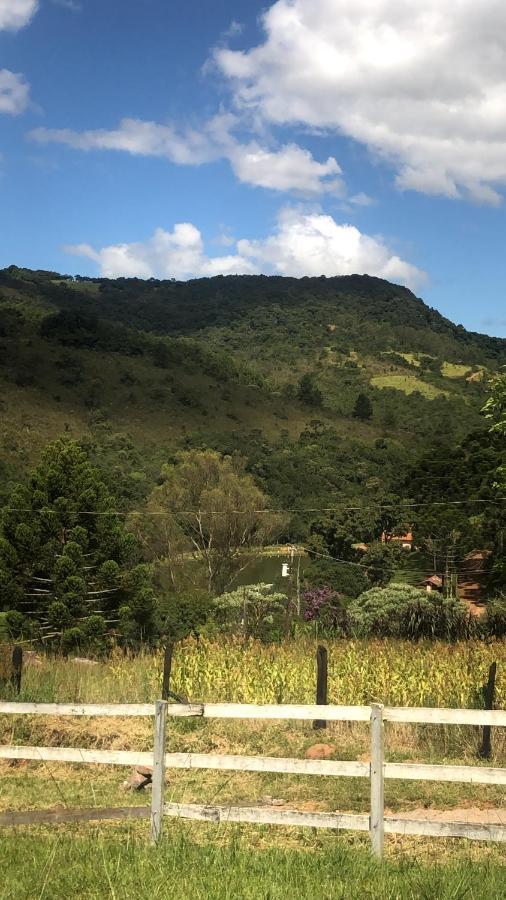 Pousada Pedra Da Mata Chales Na Montanha Munhoz 外观 照片