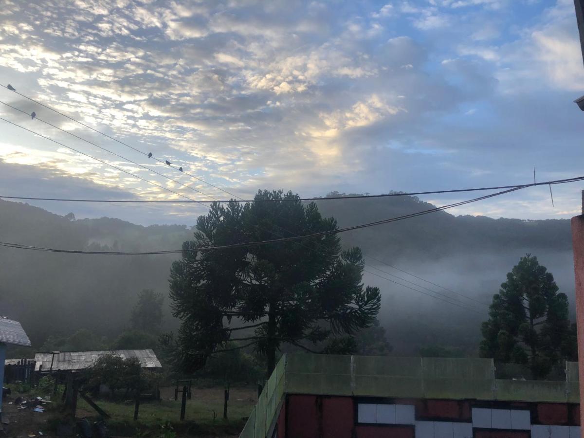 Pousada Pedra Da Mata Chales Na Montanha Munhoz 外观 照片