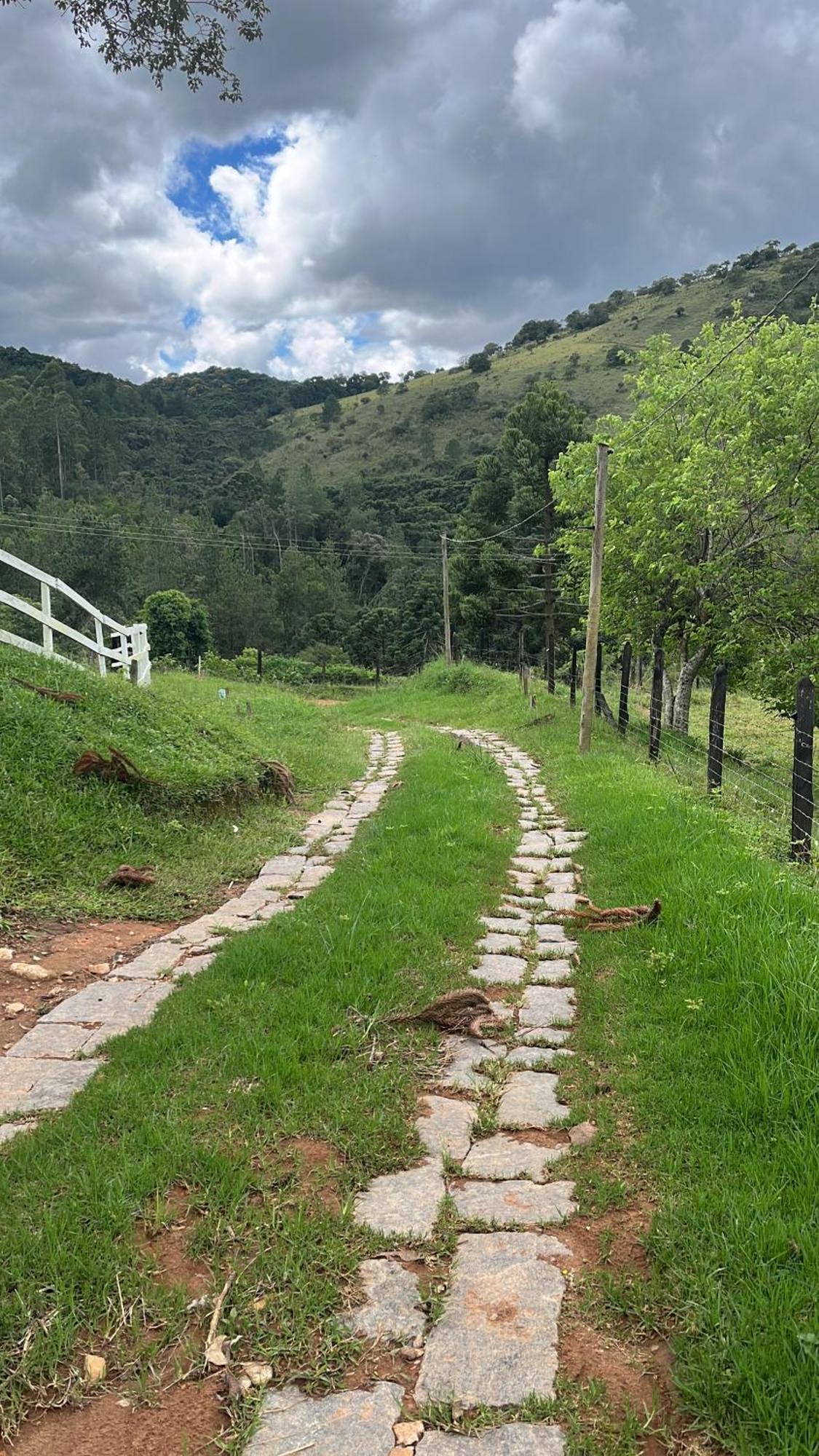 Pousada Pedra Da Mata Chales Na Montanha Munhoz 外观 照片